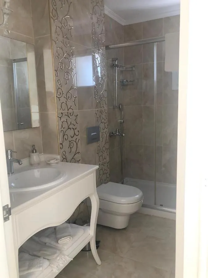 Lara Ilica Hotel Çeşme